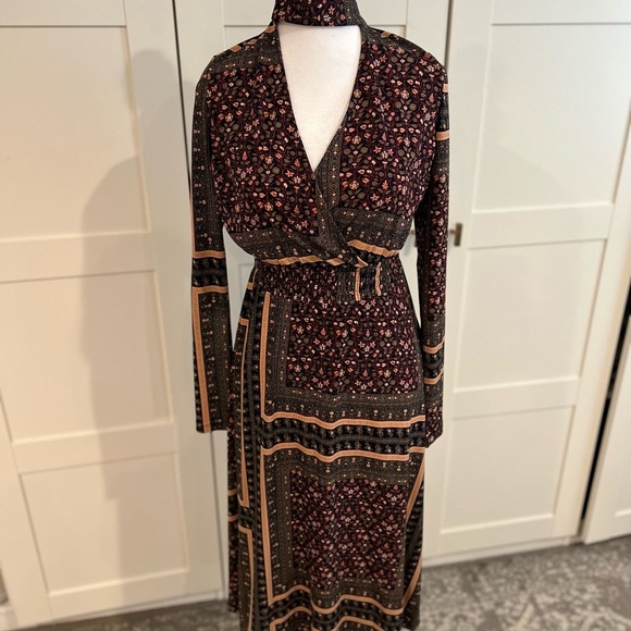 Bcbg generation boho fall midi dress - Picture 3 of 6